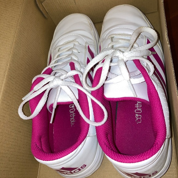 White adidas big kids size 6 (womens 71/2-8) - Picture 6 of 6